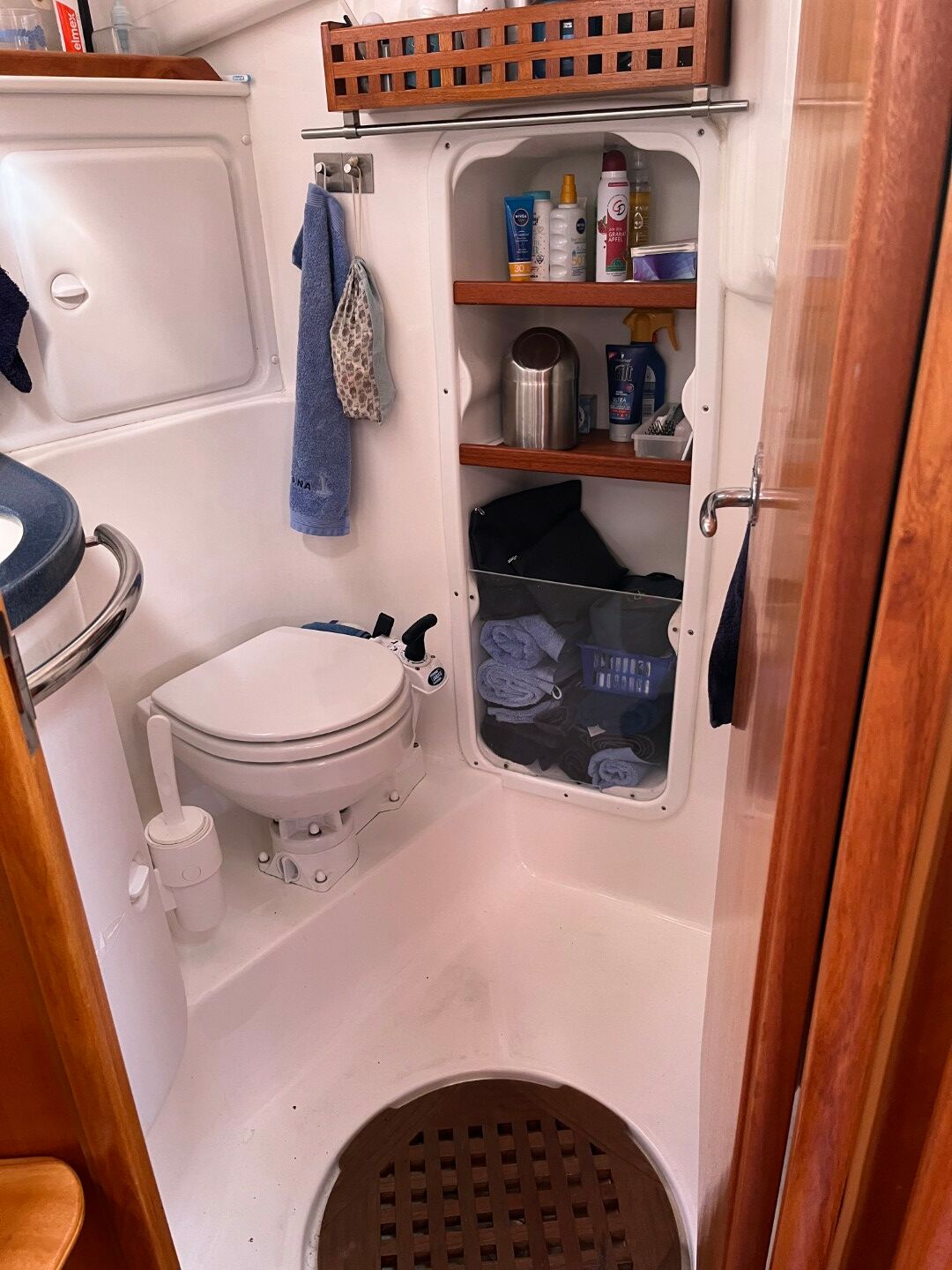 Segelyacht Bavaria 37 Cruiser Sailing World Yachtmakler 13 (1)