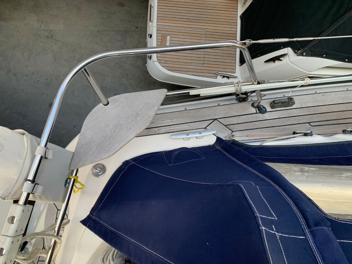 Segelyacht Bavaria 37 Cruiser Sailing World Yachtmakler 35 (1)