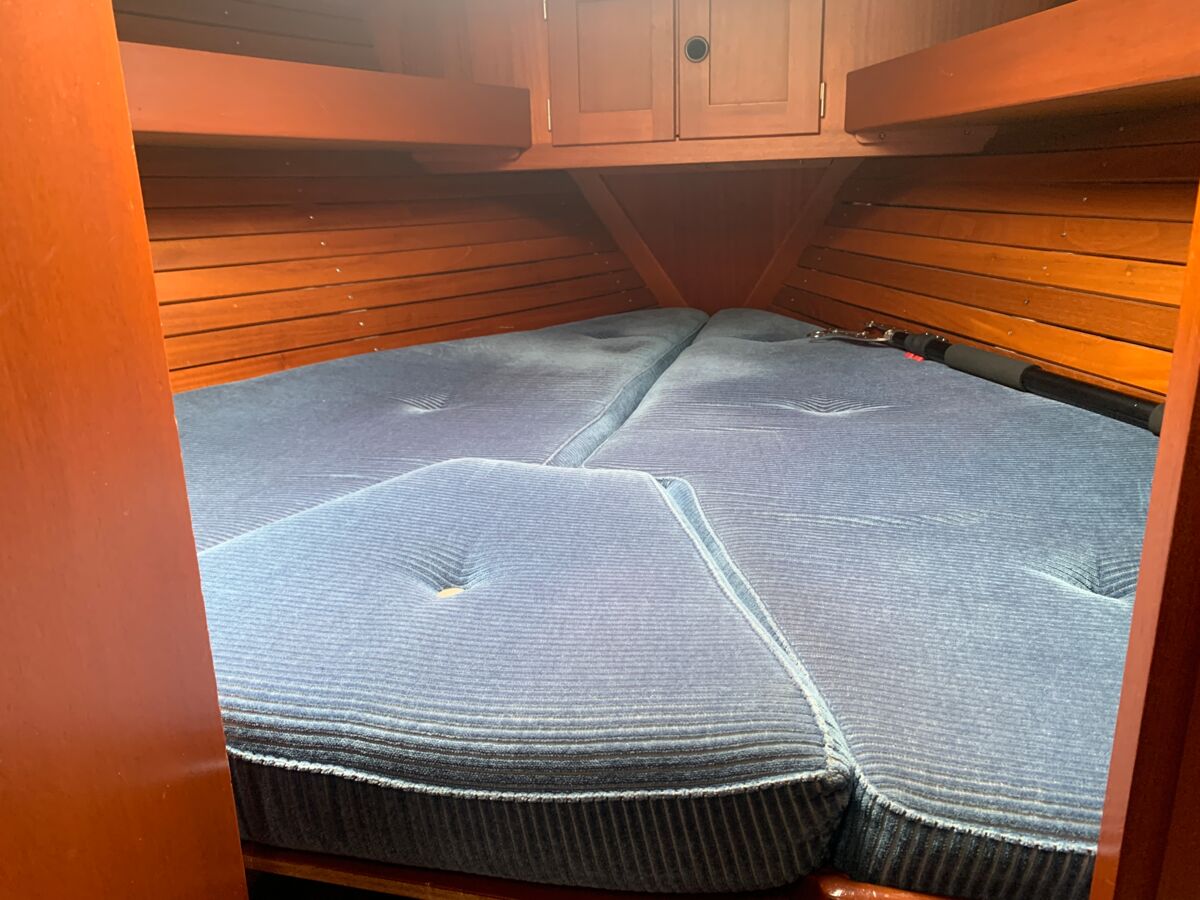 Segelyacht Hallberg-Rassy 352 Scandinavia by Sailing World Yachtbrokers Heiligenahafen 11