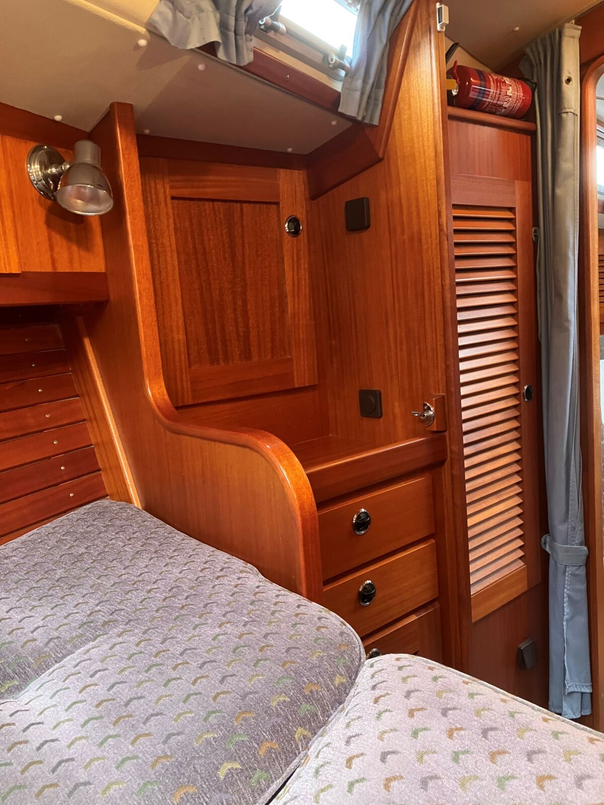 Segelyacht Hallberg-Rassy 36 MK II Sailing World Yachtmakler 21