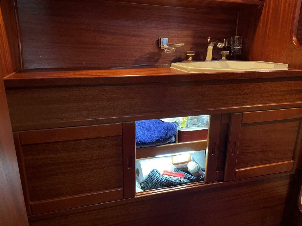 Segelyacht Motiva 39S Sailing World Yachtbrokers 129