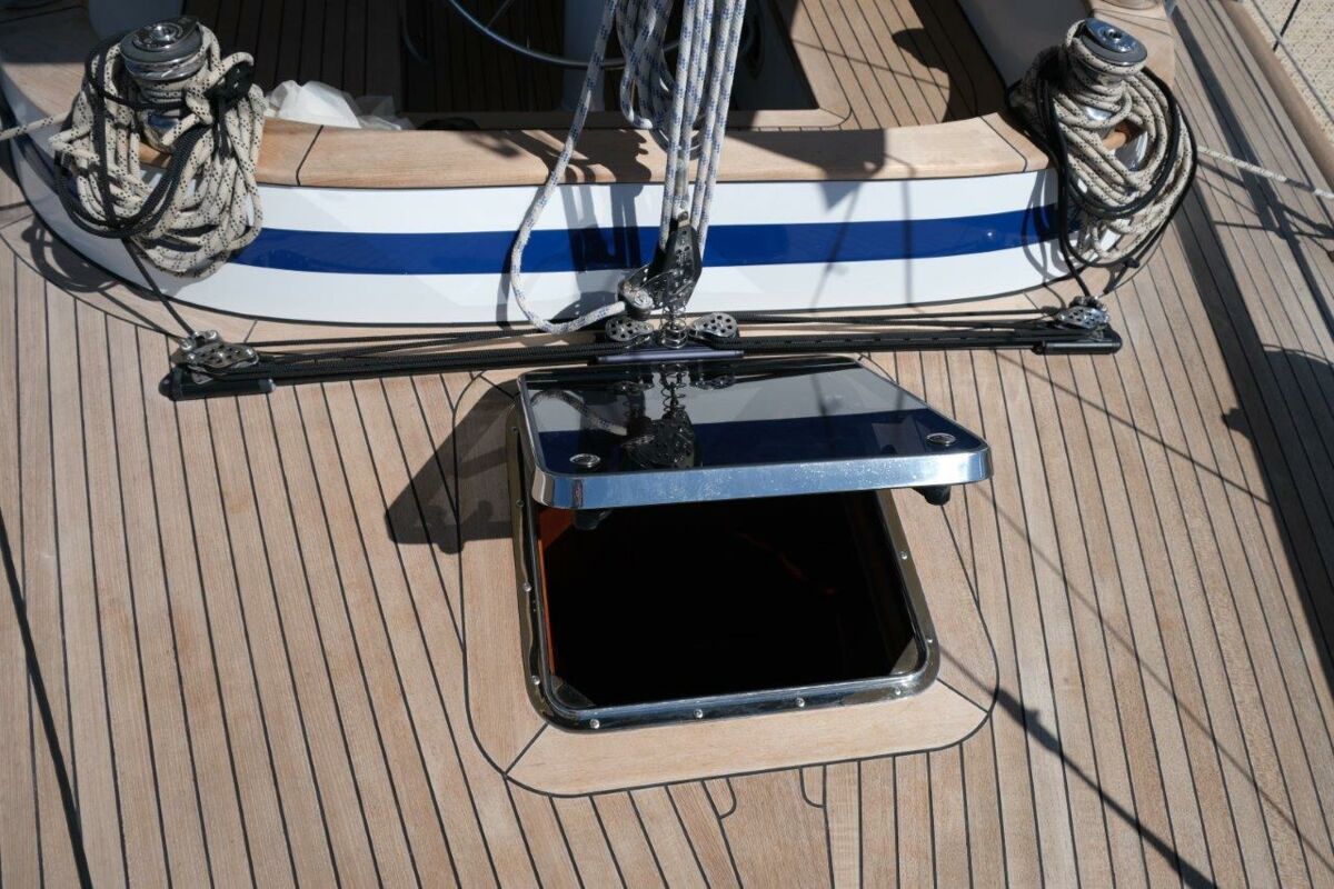 Segelyacht Motiva 39S Sailing World Yachtbrokers 18