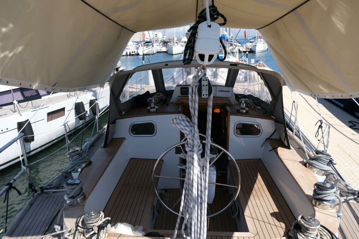 Segelyacht Motiva 39S Sailing World Yachtbrokers 27