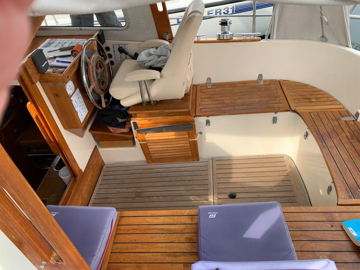 Hallberg-rassy-94-gebrauchte-yacht-sailing-world-yachtmakler-heiligenhafen-20