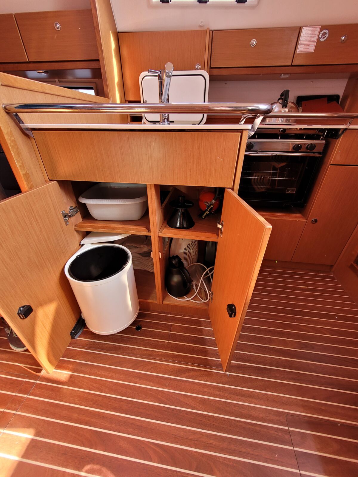 Bavaria Cruiser 36-3 Sailing World Yachtmakler 20