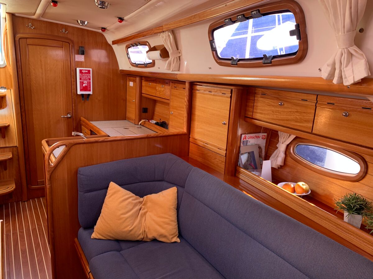 Bavaria 37 Cruiser