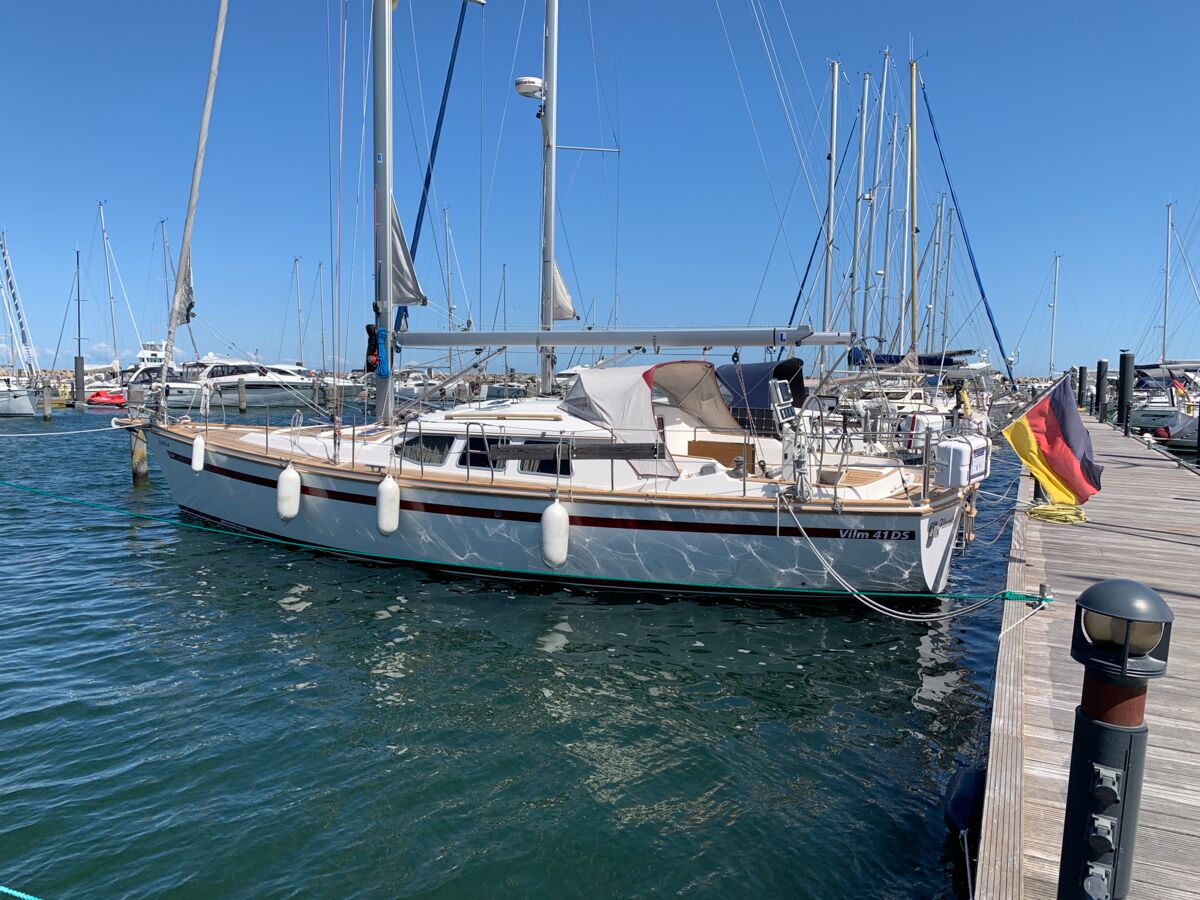 Decksalon Segelyacht Vilm 41 DS Sailing World Yachtmakler Heiligenhafen 1