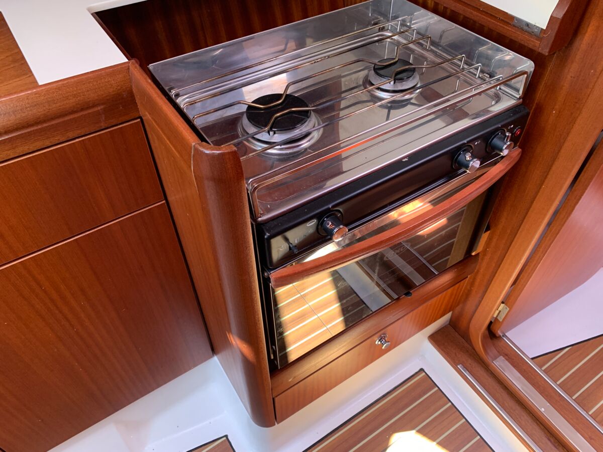 Decksalon Segelyacht Vilm 41 DS Sailing World Yachtmakler Heiligenhafen 52