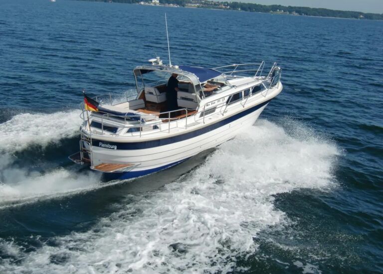Motorcrusier Nor Star 950 Sailing World Yachtmakler 1