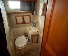 Motorsegler Nauticat 33 Sailing World Yachtmakler 32