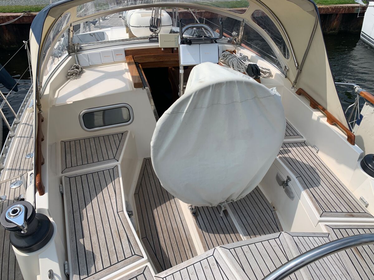 Motorsegler Nauticat 35 Sailingworld Yachtmakler Heiligenhafen 16