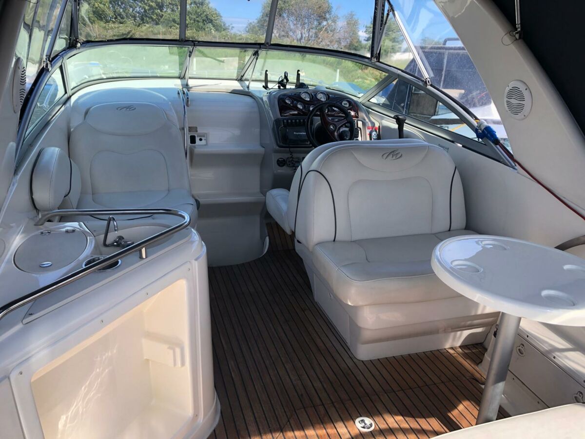 Motoryacht Monterey 270 Cruiser Sailing World Yachtmakler 4
