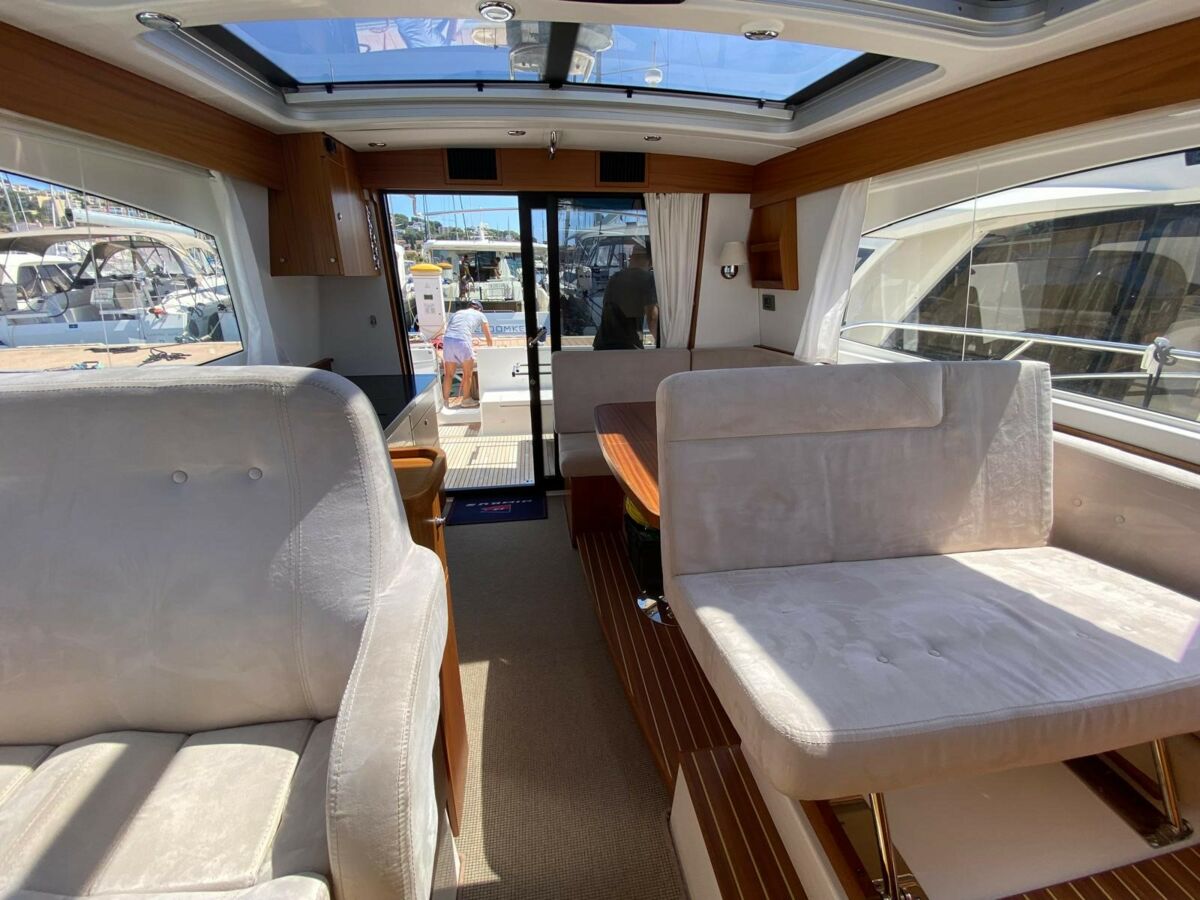 Motoryacht Nimbus 405 Coupe Sailing World Yachtbrokers 9