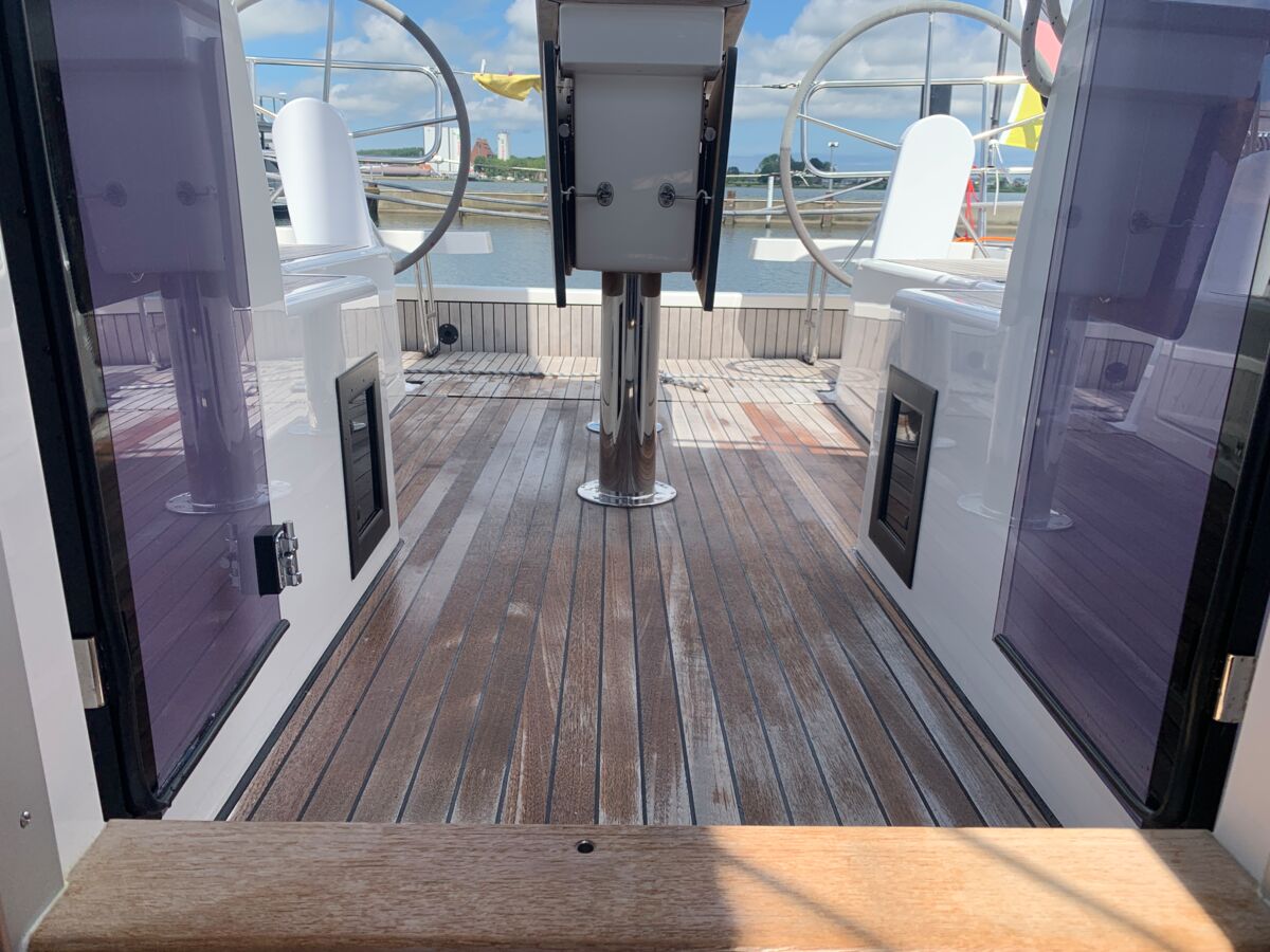 Sailing Yacht Bavaria Cruiser 38 Sailing World Yachtbrokers Heiligenhafen 23