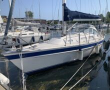 Sailing Yacht Hallberg-Rassy 34 Sailing World Yachtmakler Heiligenhafen 1