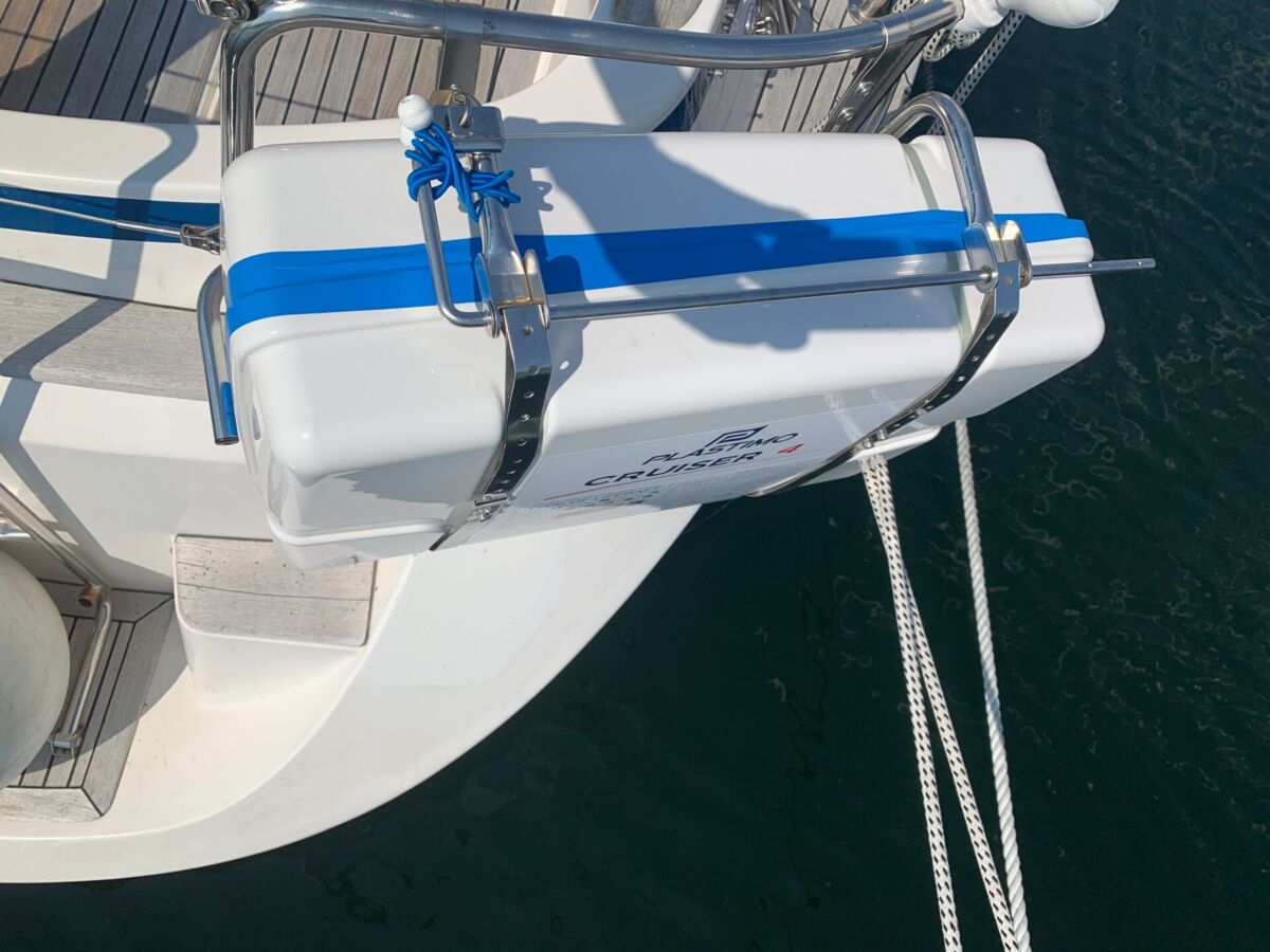 Sailing Yacht Hallberg-Rassy 34 Sailing World Yachtmakler Heiligenhafen 58
