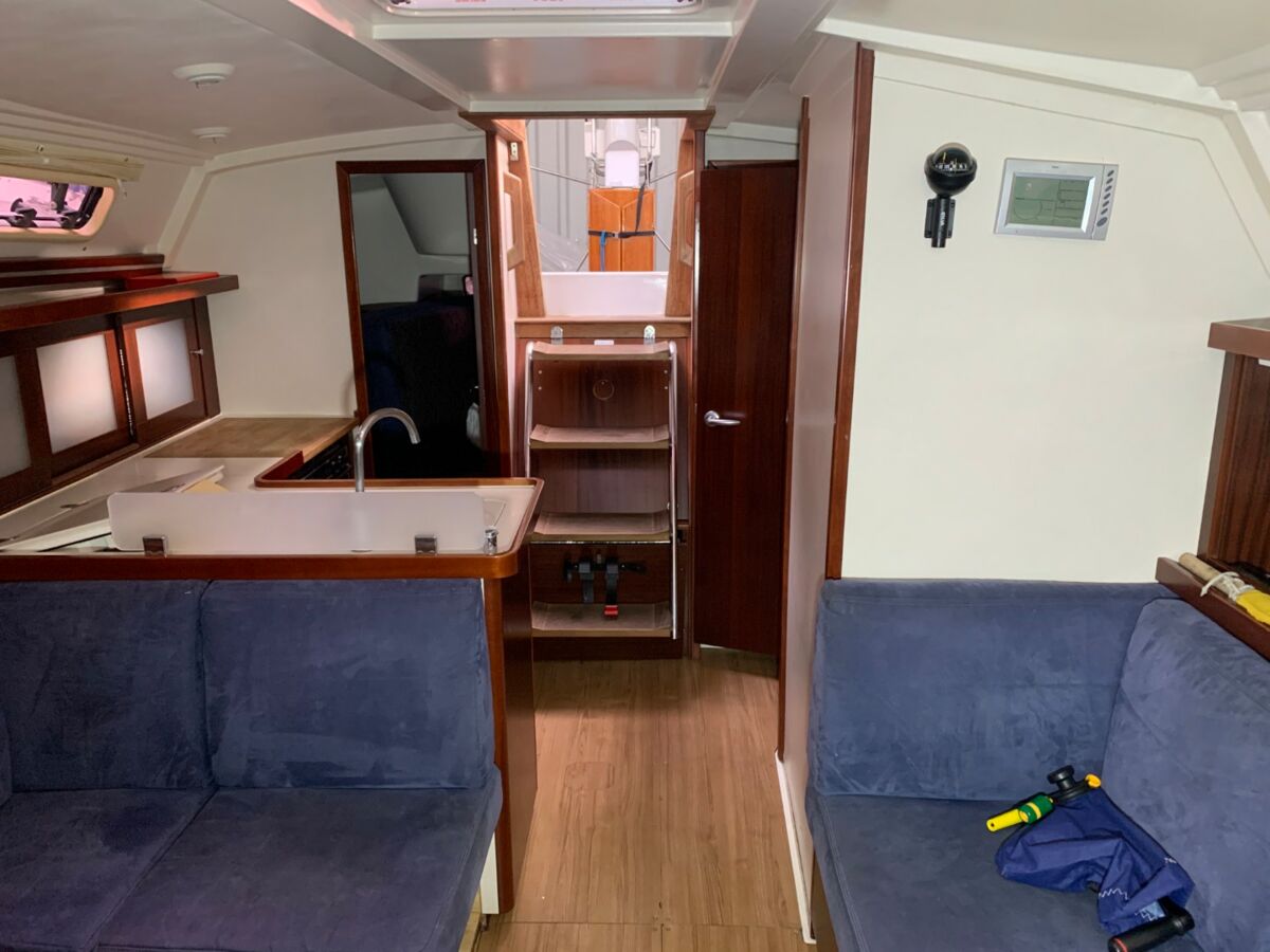 Sailing Yacht Hanse 375 Sailing World Yachtbrokes Heiligenhafen (11)