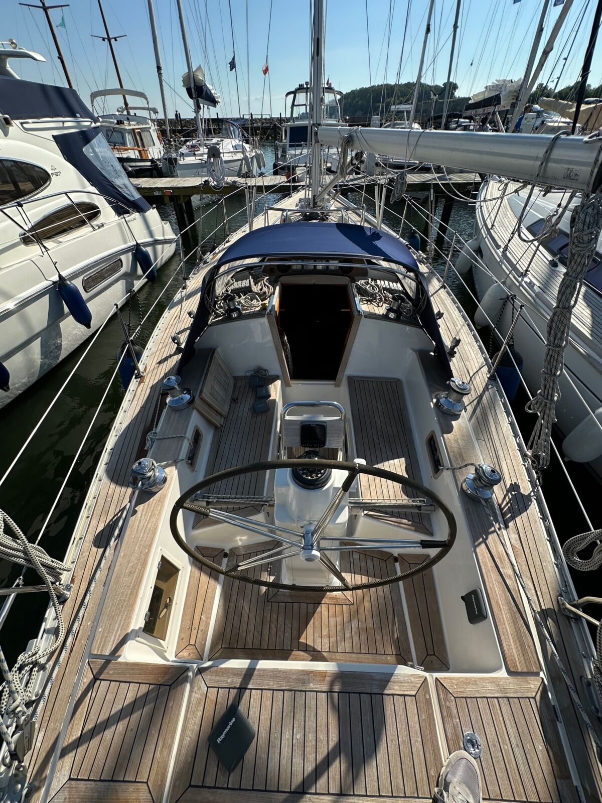 Sailing Yacht Wasa 370 Sailing World Yachtbrokers  55