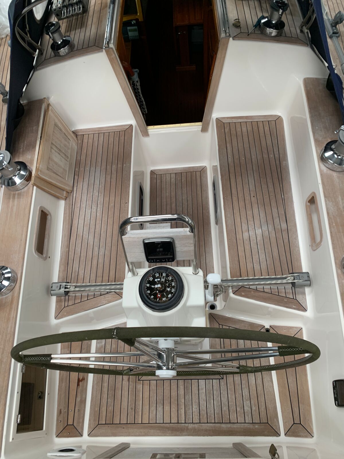 Sailing Yacht Wasa 370 Sailing World Yachtbrokers 53