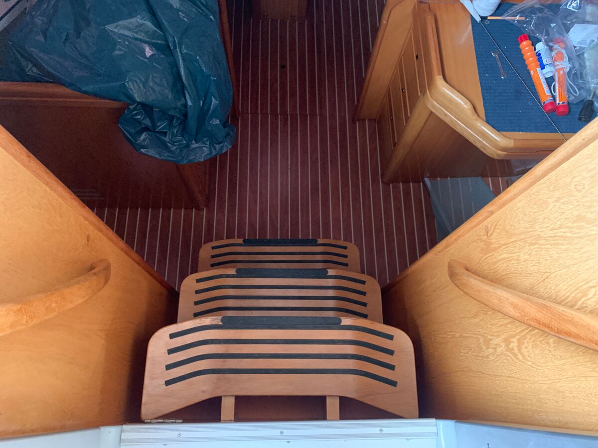 Segelyacht Bavaria 31 Cruiser Sailing World Yachtmakler 51