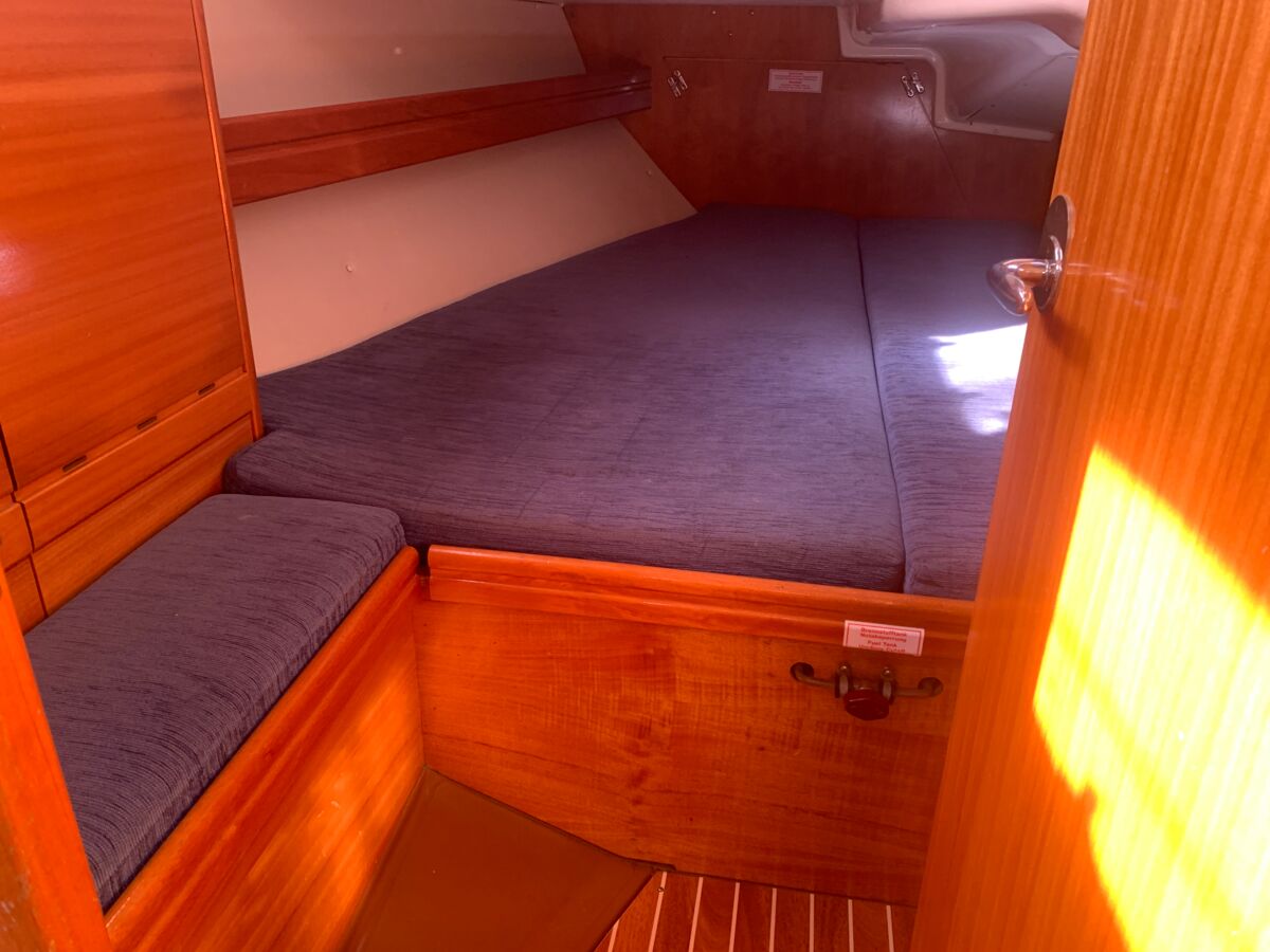 Segelyacht Bavaria 37 Cruiser Sailing World Yachtbrokers Heiligenhafen 16
