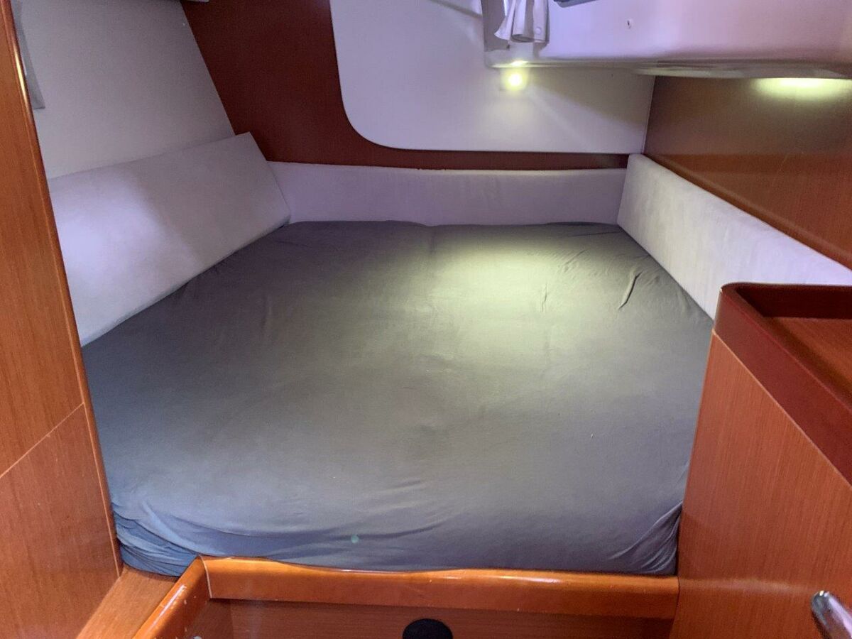 Segelyacht Beneteau Oceanis 46 Sailing World Yachtmakler 71