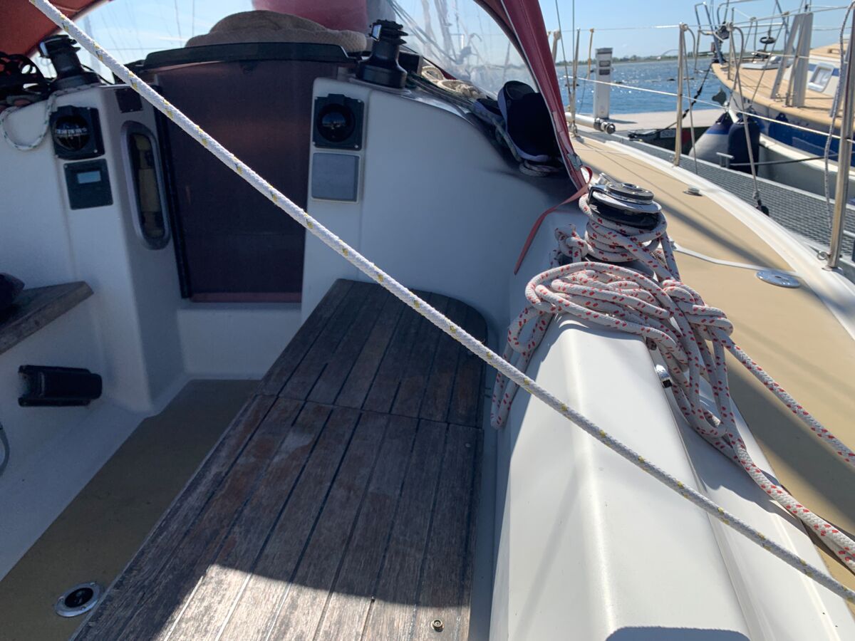 Segelyacht Dehler 34 Sailing World Yachtmakler Heiligenhafen 6