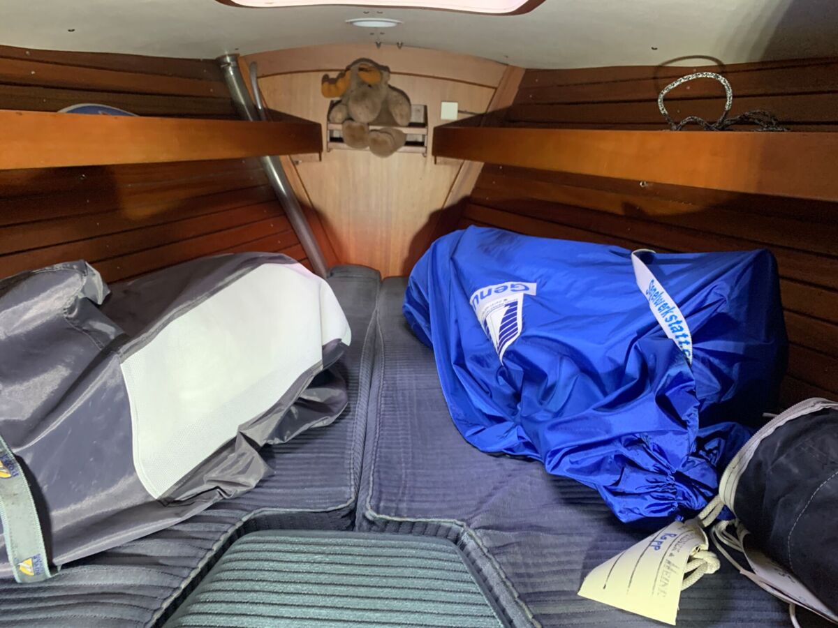 Segelyacht Hallberg-Rassy 29 Sailing World Yachtbrokers 41