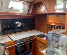 Segelyacht Hallberg-Rassy 45 Sailing World Yachtmakler Heiligenhafen 60
