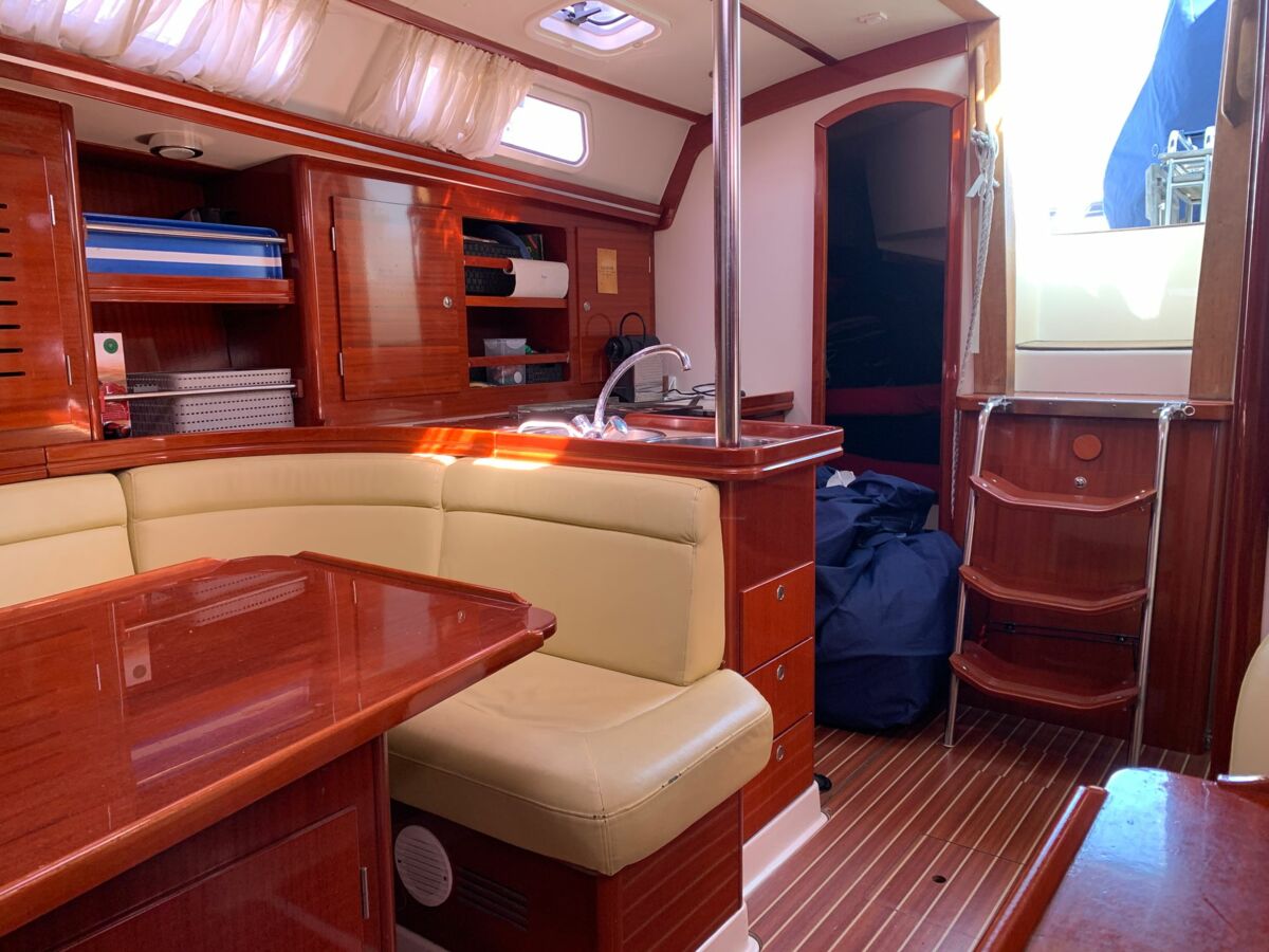 Hanse 411