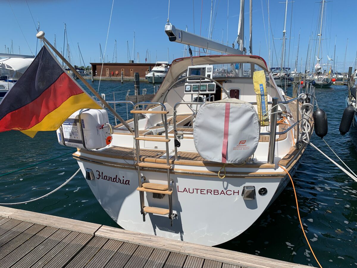 Decksalon Segelyacht Vilm 41 DS Sailing World Yachtmakler Heiligenhafen 3