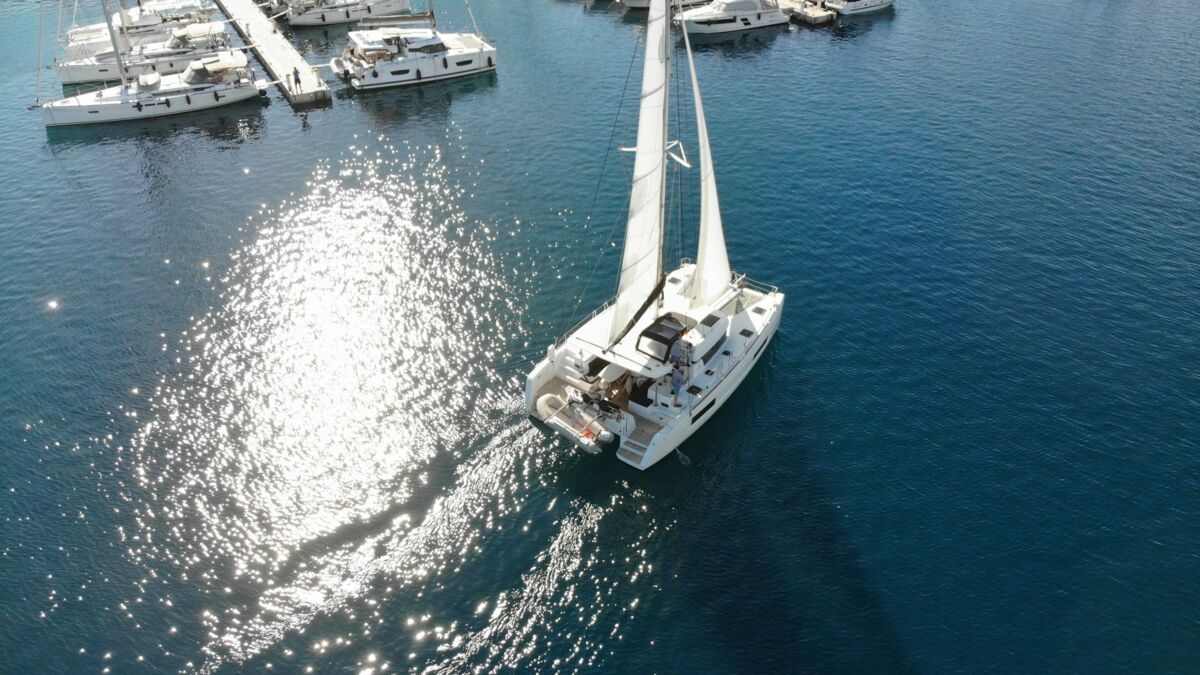 Lagoon 40 Katamaran Sailing World Yachtbrokers Heiligenhafen 6