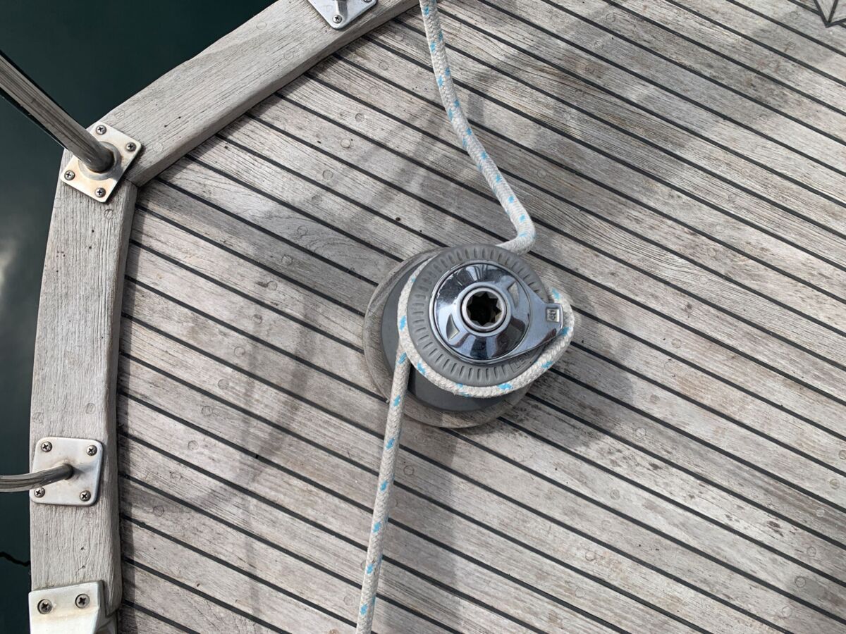 Motorsegler Nauticat 33 Sailing World Yachtmakler 10