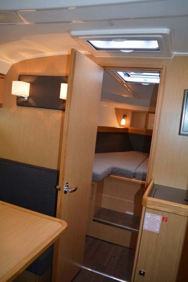 Motoryacht Bavaria Sport 35 Sailing World Yachtmakler Heiligenhafen 27