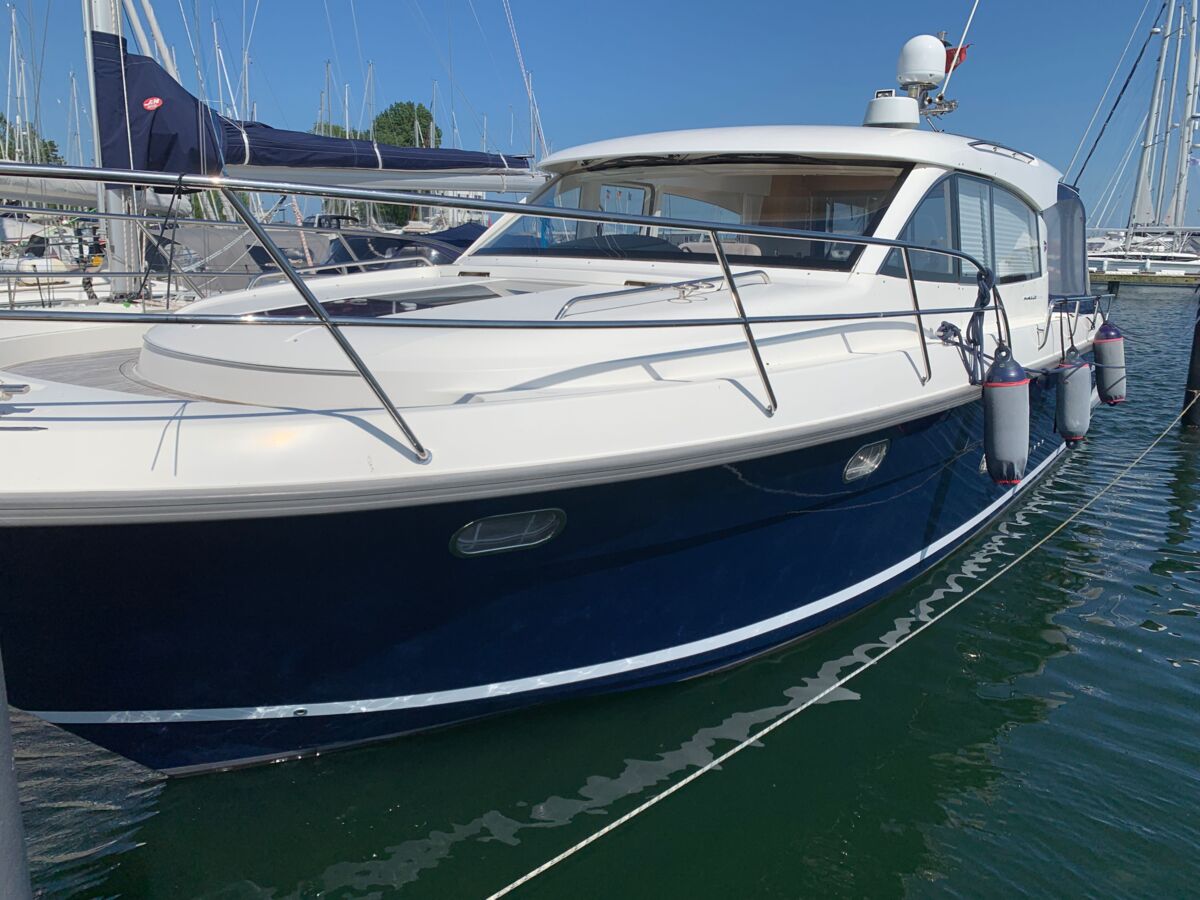 Motoryacht Nimbus 405 Coupe Sailing World Yachtmakler Heiligenhafen 3 bearbeitet