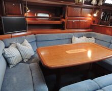 Sailing Yacht Bavaria 42 Sailing World Yachtbrokers 12