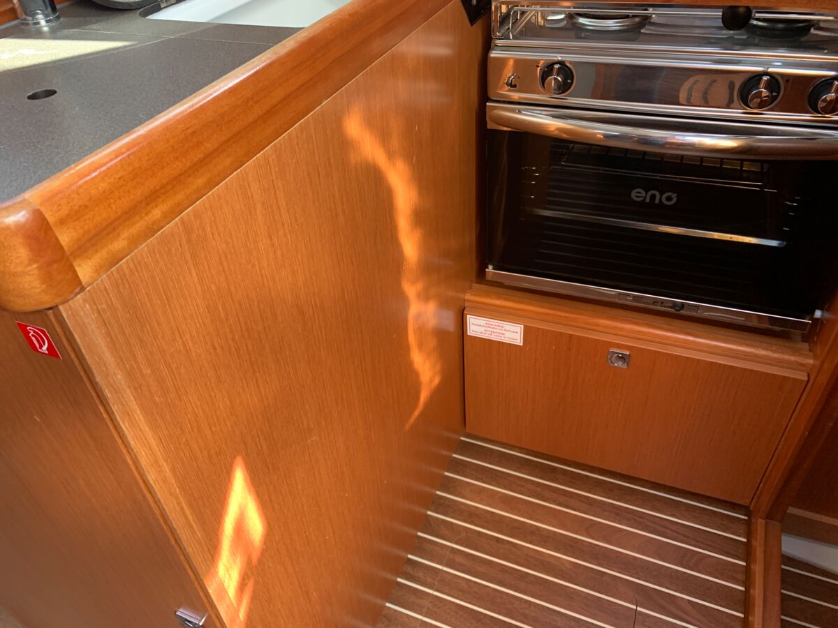 Sailing Yacht Bavaria Cruiser 34 Sailing World Yachtbrokers Heiligenhafen 39