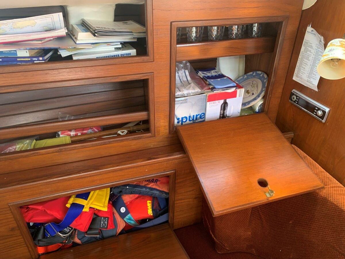 Sailing Yacht Beneteau Evasion 37 Ketch Sailing World Yachtbrokers Heiligenhafen 108