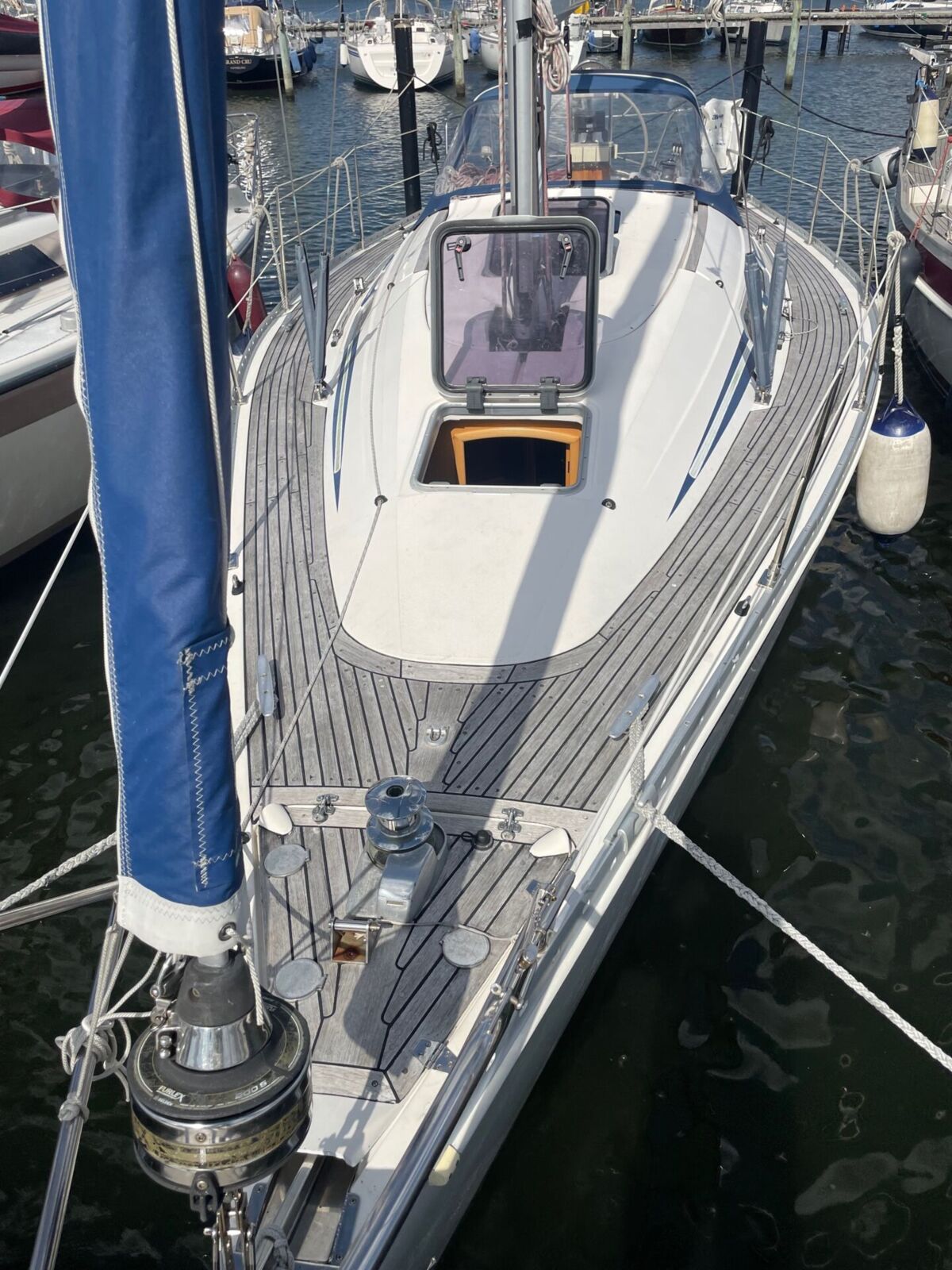 Sailing Yacht Elan 34 Sailing World Yachtmakler Heiligenhafen 4