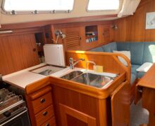 Sailing Yacht Hallberg-Rassy 34 Sailing World Yachtmakler Heiligenhafen 11