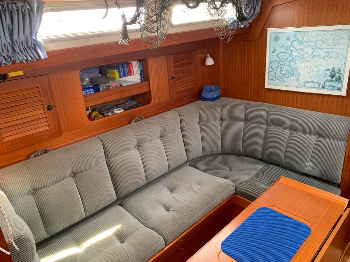 Sailing Yacht Hallberg-Rassy 42 F Sailing World Yachtbrokers Heiligenhafen 42