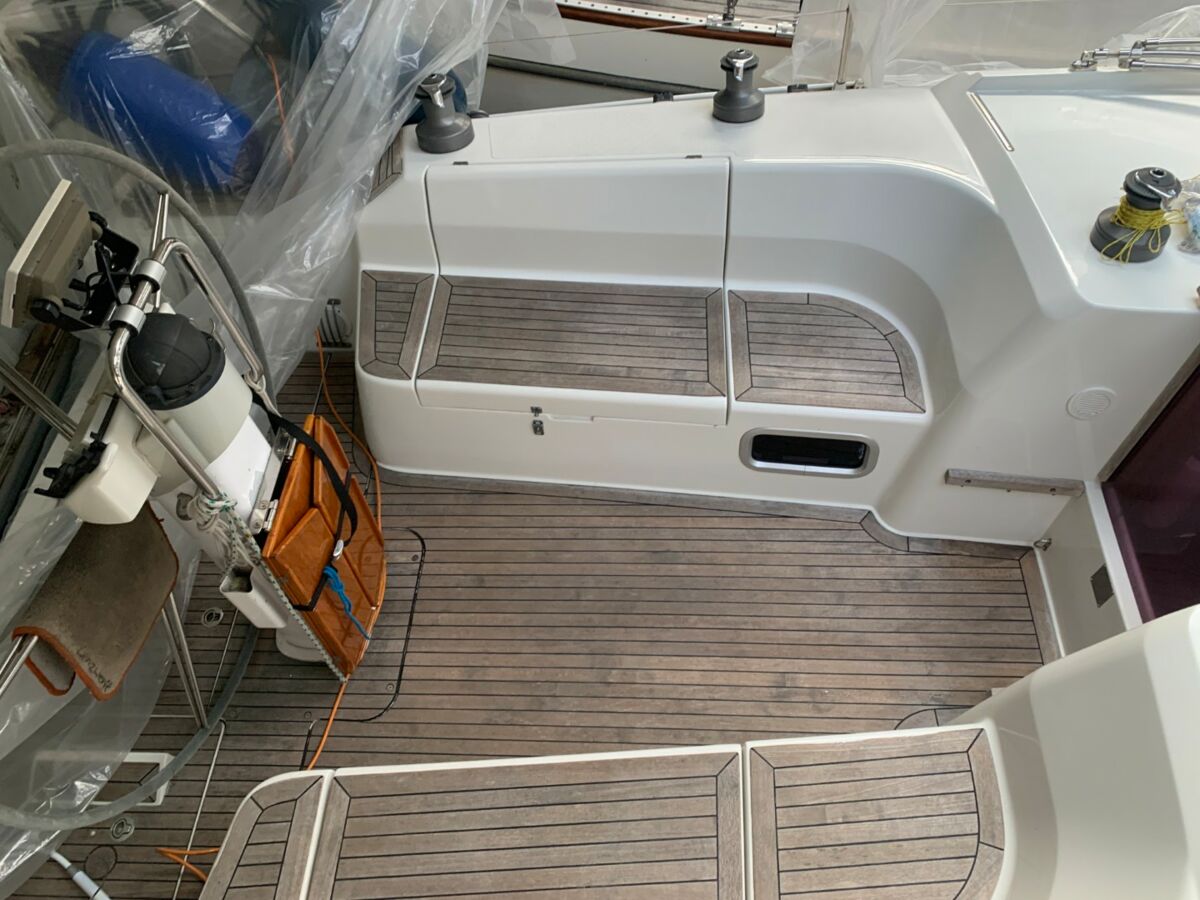 Sailing Yacht Hanse 375 Sailing World Yachtbrokes Heiligenhafen (46)