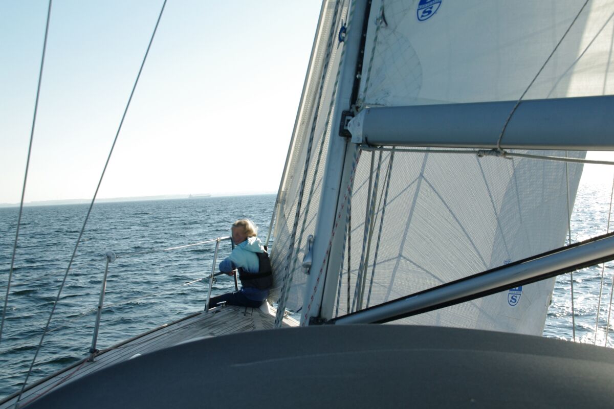 Sailing Yacht Salon 34 Sailing World Yachtbrokers 7