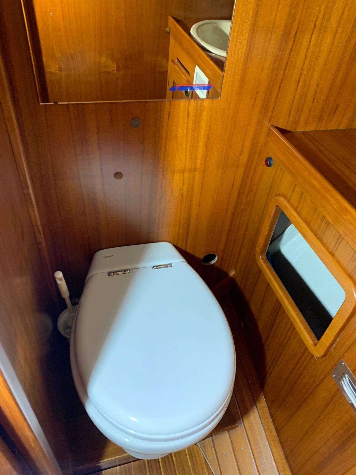 Sailing Yacht Wasa 370 Sailing World Yachtbrokers 45