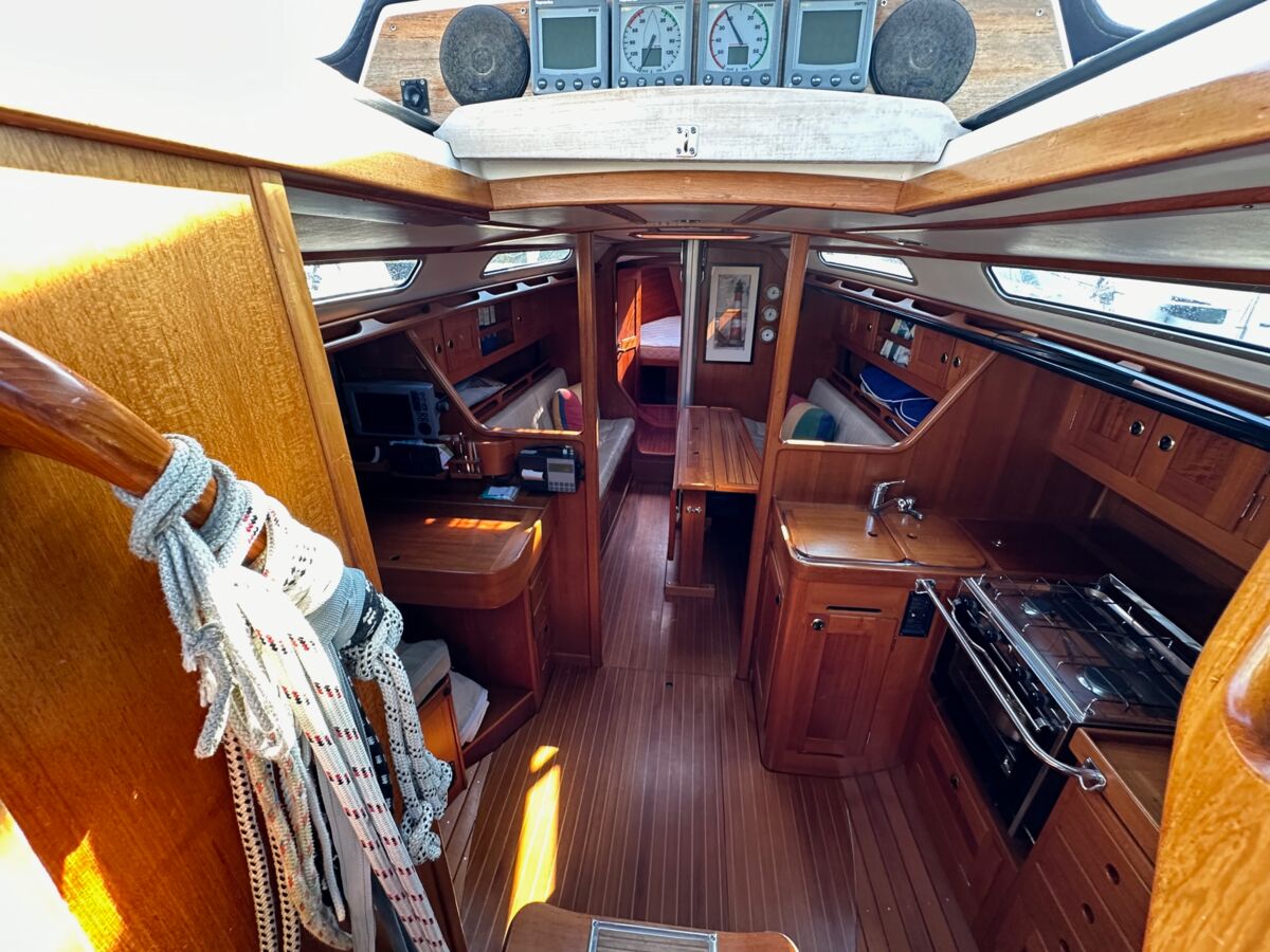 Sailing Yacht Wasa 370 Sailing World Yachtbrokers 7