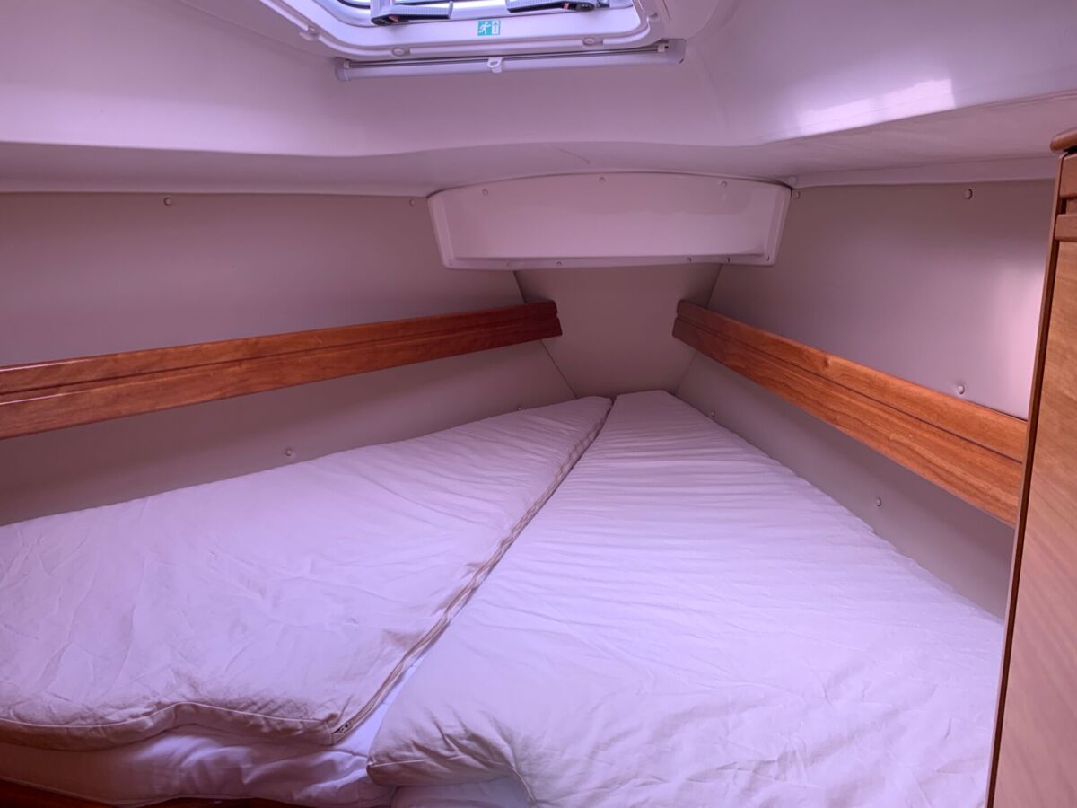 Sailingyacht Bavaria 31 Cruiser 16