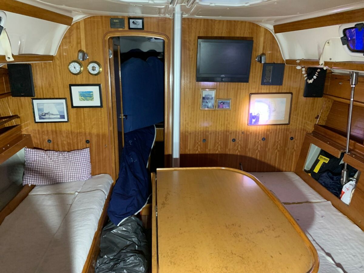 Segelyacht Bavaria 38 Cruiser (12)