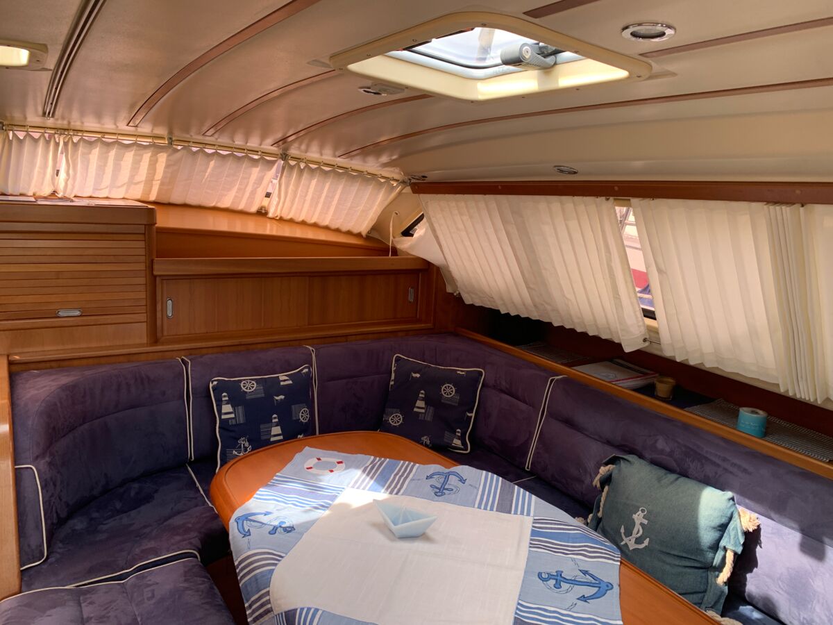 Segelyacht Dehler 41 Decksalon Sailing World Yachtmakler 81