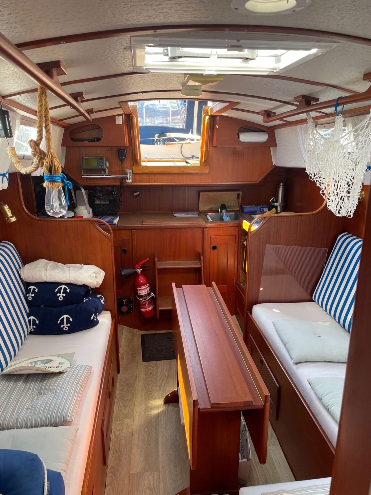 Segelyacht Hallberg-Rassy 29 Sailing World Yachtbrokers 12