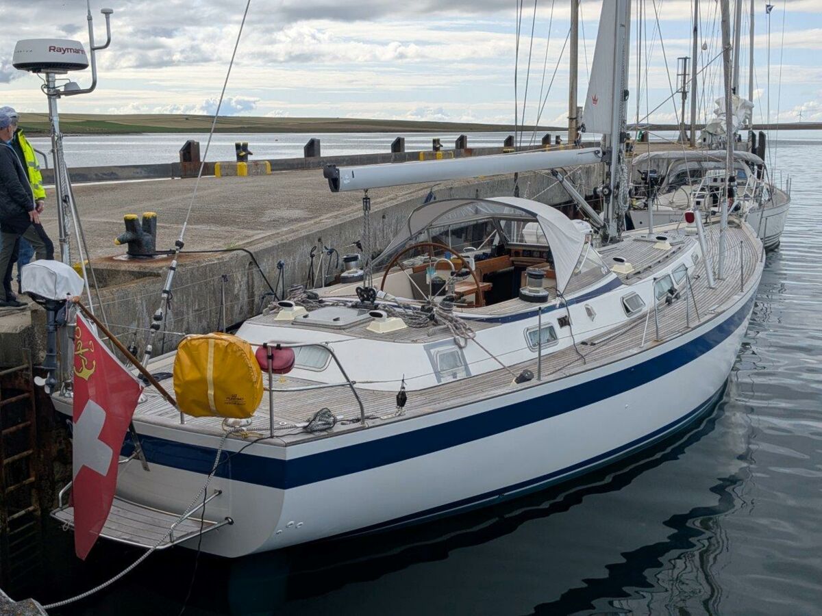 Segelyacht Hallberg-Rassy 45 Sailing World Yachtmakler 1